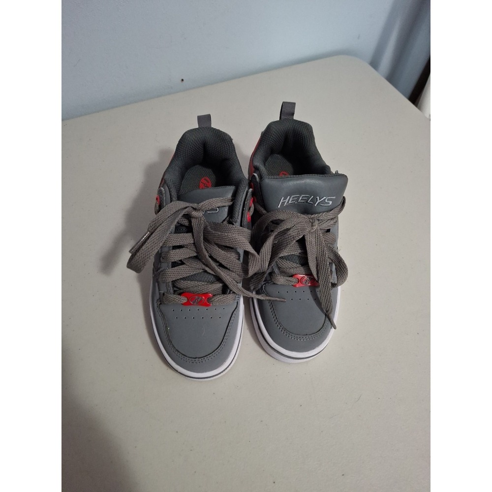 Heelys Skate Shoes Boys‎ Youth Size 1  Gray Pre-Owned